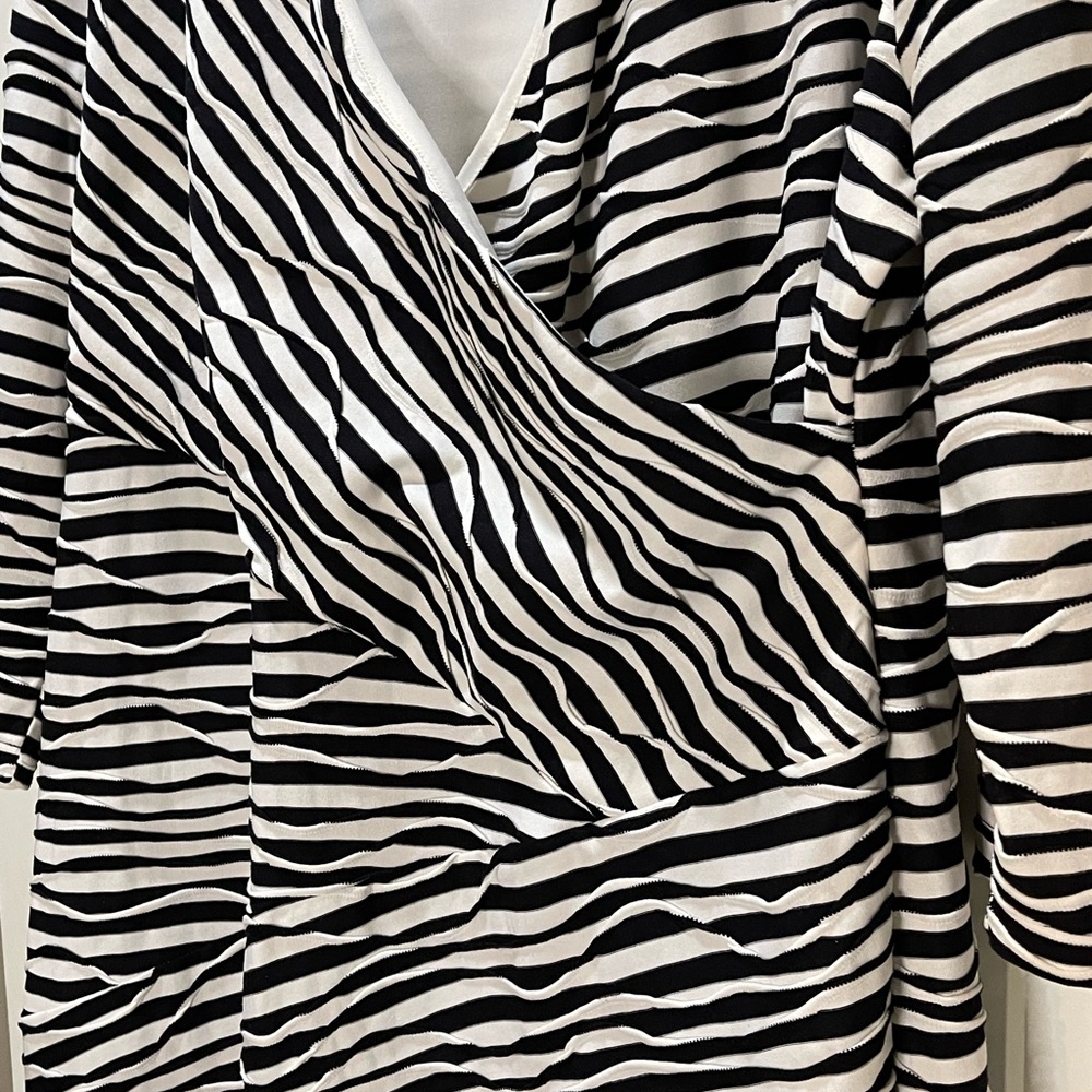 Chico's Zebra Print Asymmetrical Dress Fully Lined Size 16/18 - Picture 2 of 8